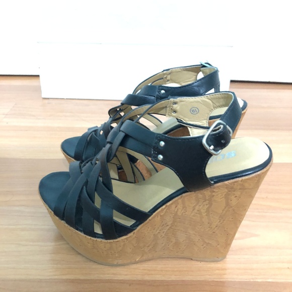 Black Wedges - Picture 5 of 5